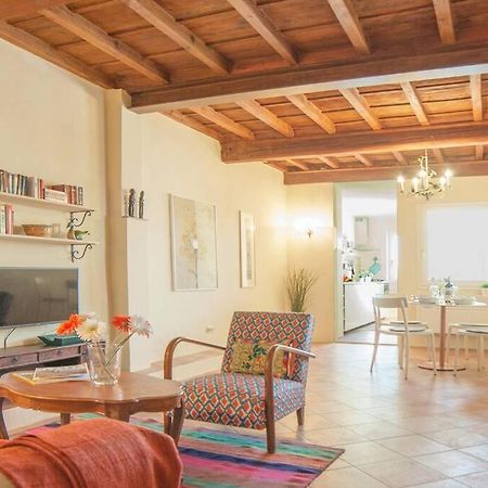 フィレンツェCozy Macci Flat 4 People Near Santa Croce Squareアパートメント エクステリア 写真