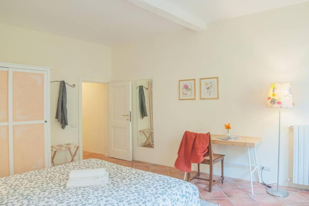 フィレンツェCozy Macci Flat 4 People Near Santa Croce Squareアパートメント エクステリア 写真